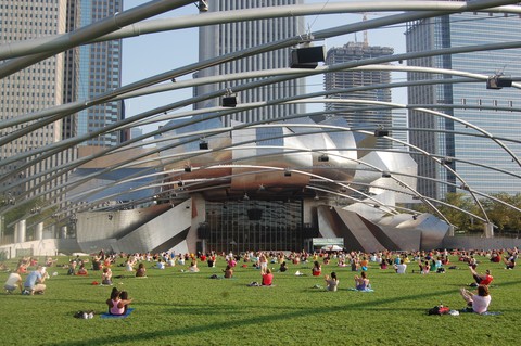 Yoga-Millenium-Park-Photo