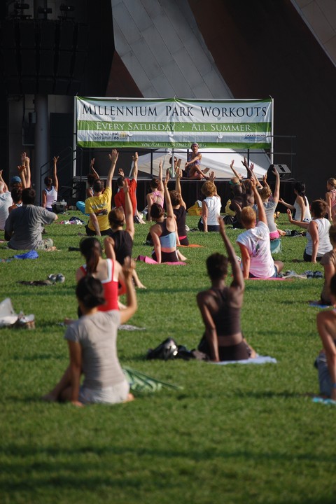 Yoga-Millenium-Park-Photo