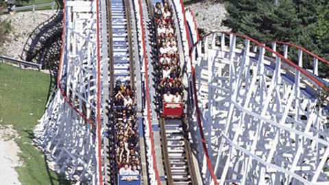 American-Eagle-Six-Flags-Photo