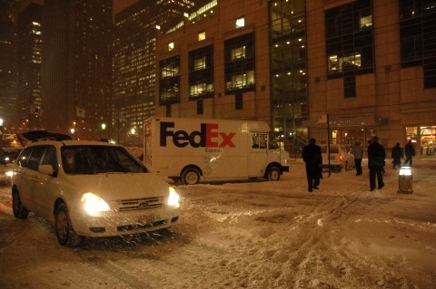 Neige-Michigan-Avenue-Chicago-Photo