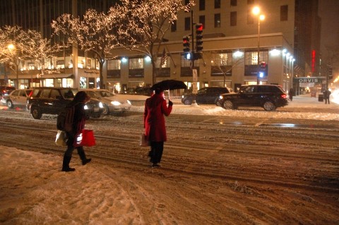 Neige-Michigan-Avenue-Chicago-Photo